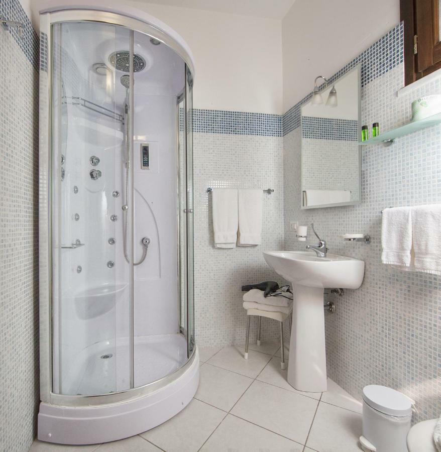 Sosta Dei Garibaldini Villa Campofelice Di Roccella Ngoại thất bức ảnh