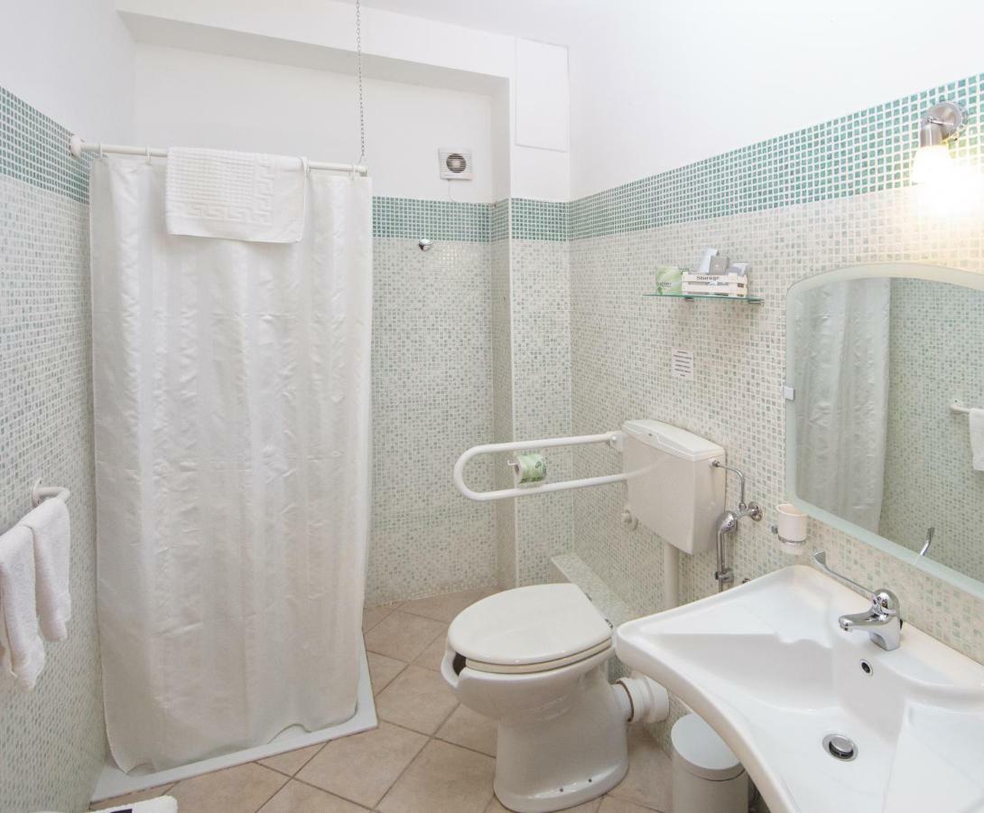 Sosta Dei Garibaldini Villa Campofelice Di Roccella Ngoại thất bức ảnh